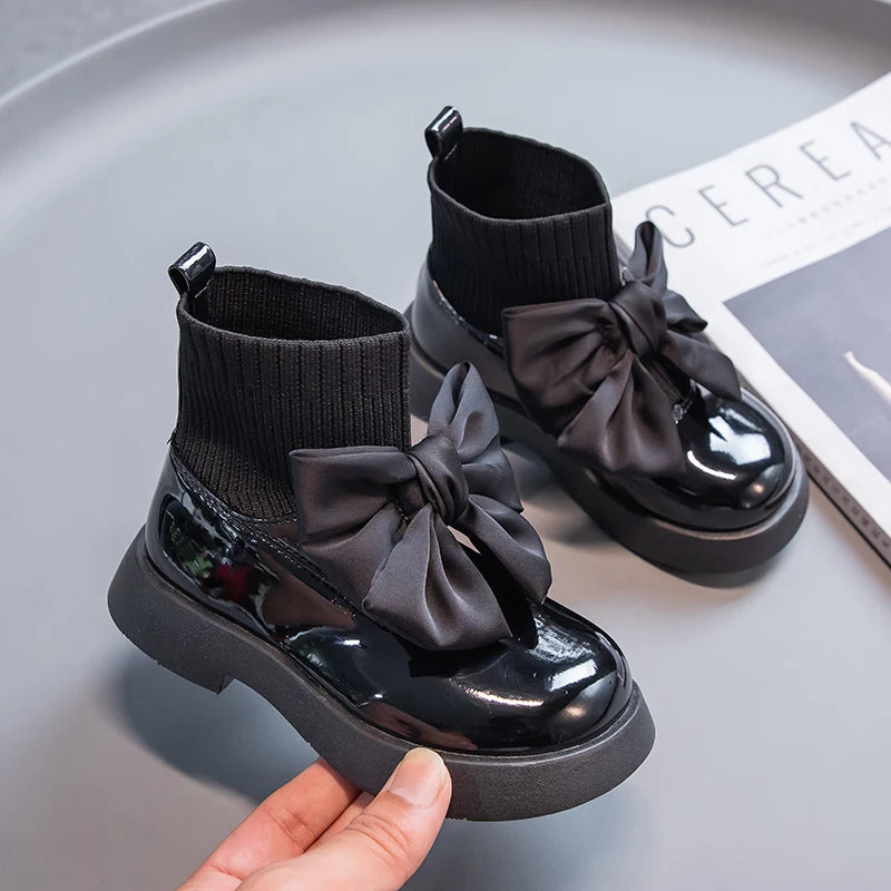 Bowelle – Elegante Schulschuhe für Mädchen